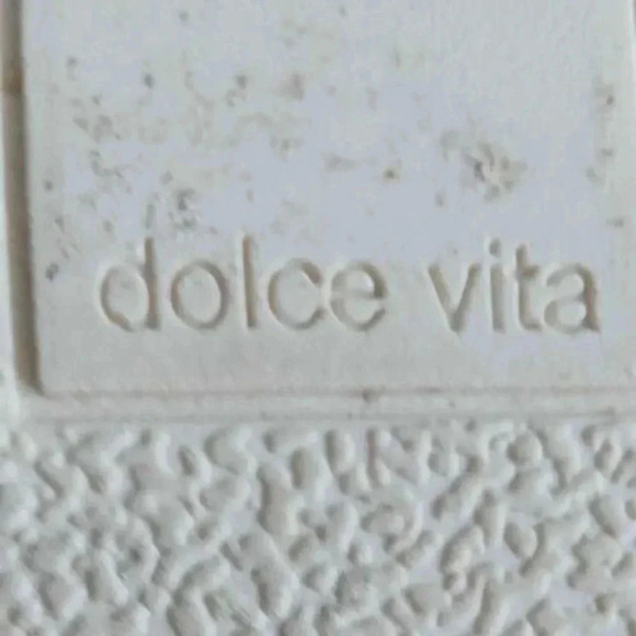 Dolce Vita  Zina Sneaker - Picture 7 of 7